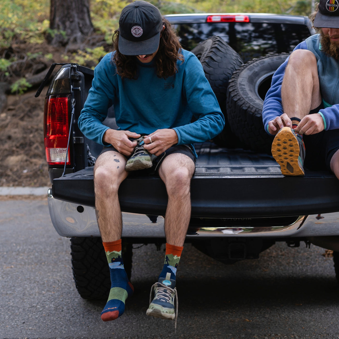 Men's Close Encounters Micro Crew Midweight Hiking Socks