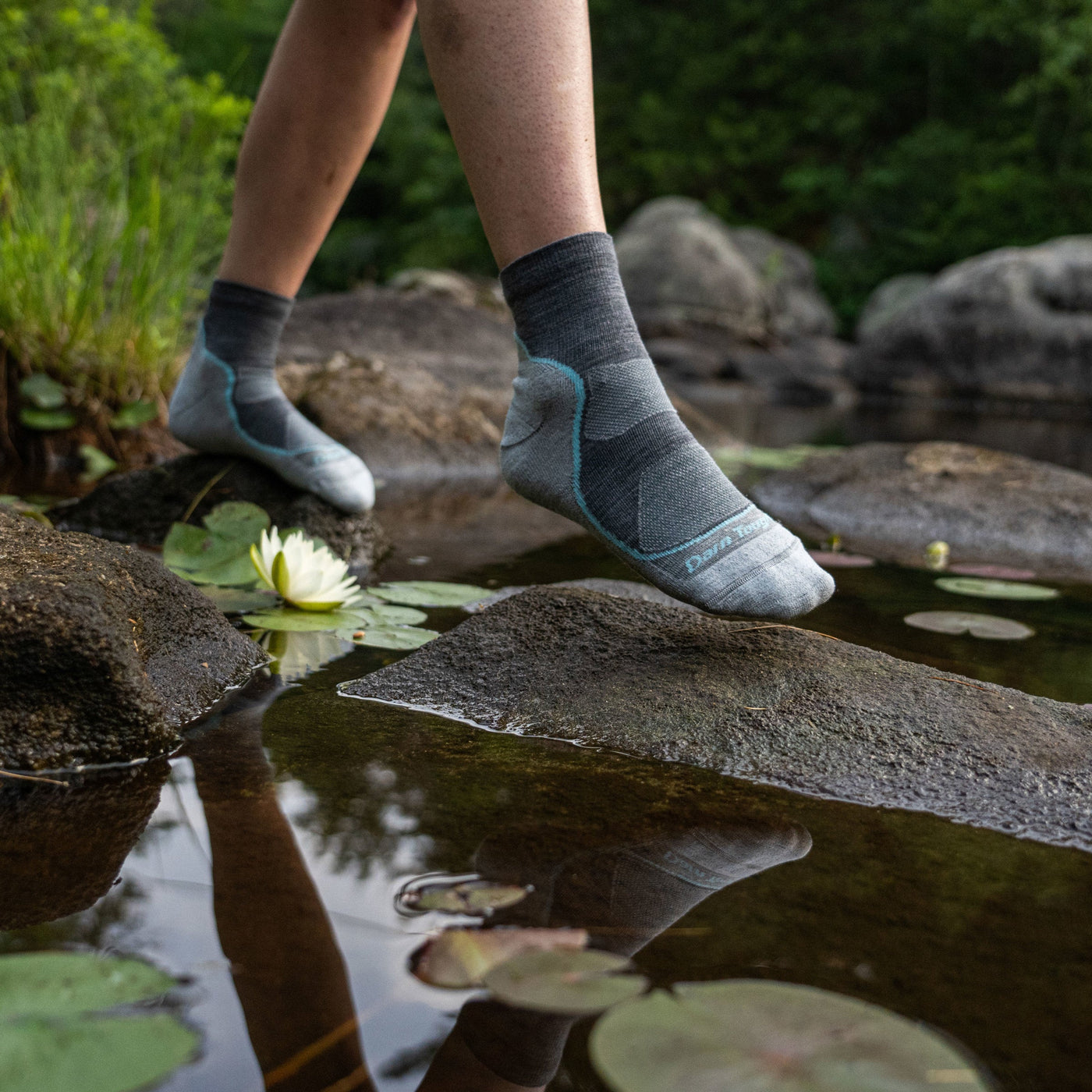 Women's Light Hiker Quarter Lightweight Hiking Socks